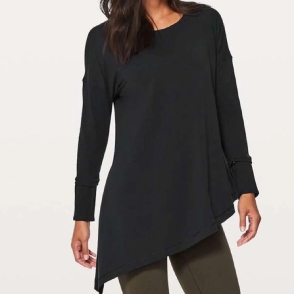 Lululemon To The Point LS - Picture 2 of 4